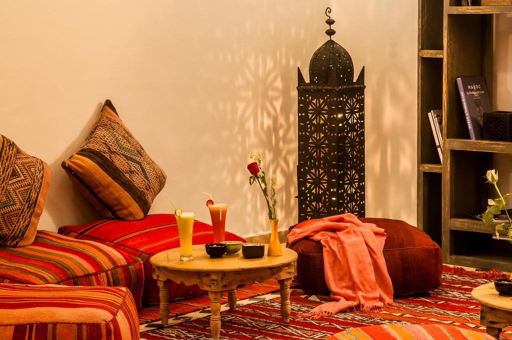 Riad Sougtani Tazrou Esterno foto