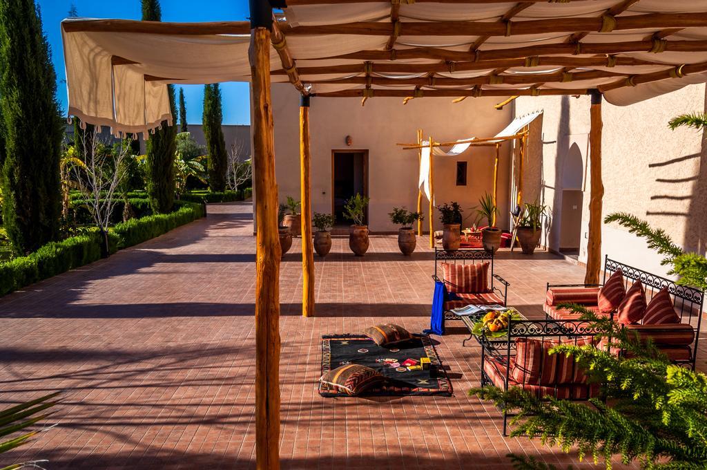 Riad Sougtani Tazrou Esterno foto