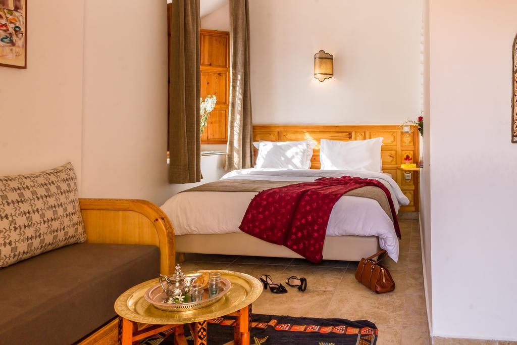 Riad Sougtani Tazrou Esterno foto
